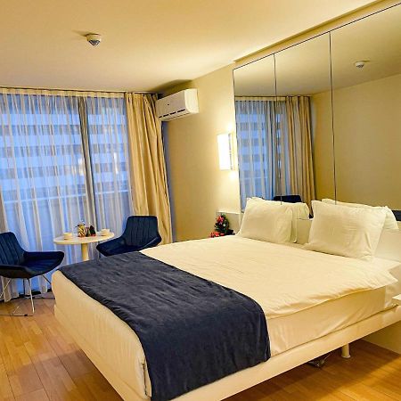 Orbi City Hotel On The Sea บาทูมิ ภายนอก รูปภาพ